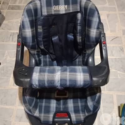 كارسيت مقعد السيارة