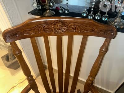 كرستين هزاز ولا اروع انتيك خشب سنديان حفر يدوي  قماشة روميو و جولييت