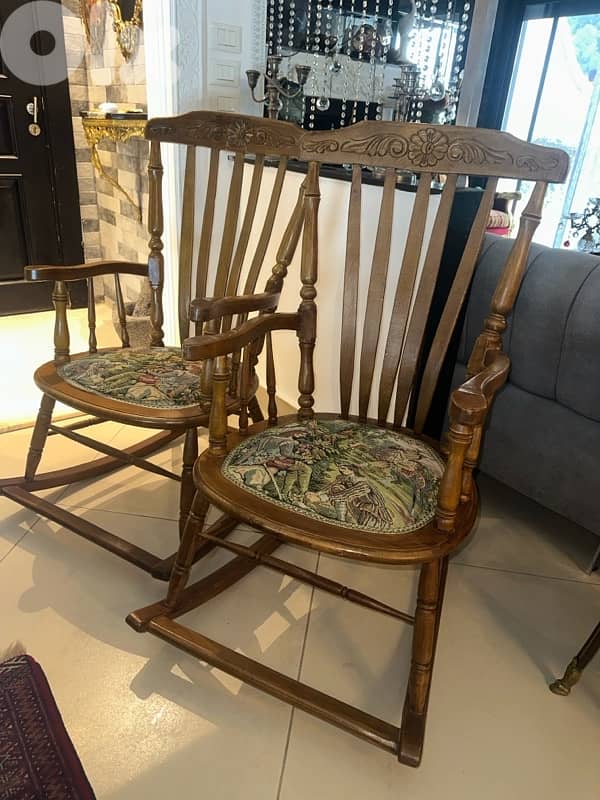 كرستين هزاز ولا اروع انتيك خشب سنديان حفر يدوي  قماشة روميو و جولييت 3