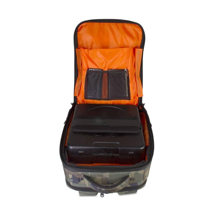 UDG Ultimate Backpack, Slim, Camo / Orange Inside 1