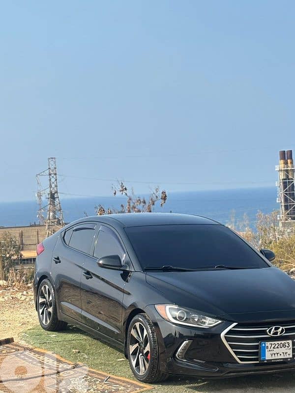 Hyundai Elantra 2018 0