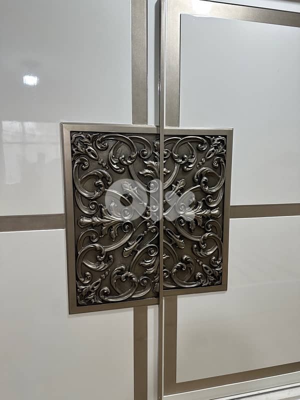 ‏غرفة نوم مصرية خشب زان بعدها شبه جديد 4