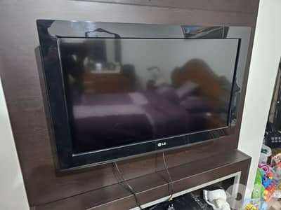 LG tv 32" HD not smart