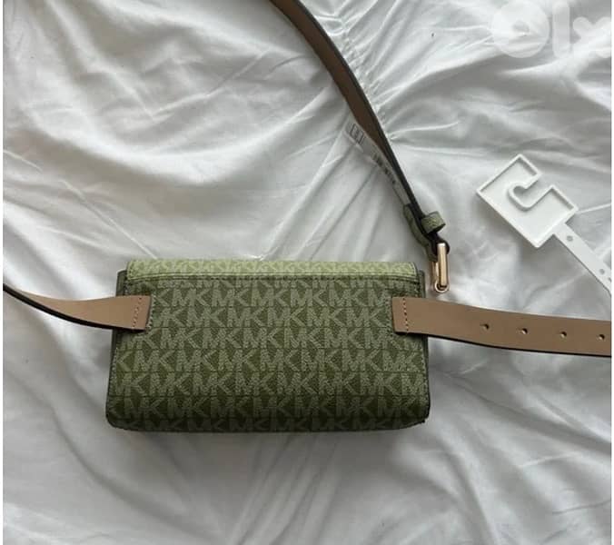 MICHAEL KORS BELT BEG 4