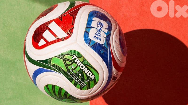 football and shoes original طابات كرة قدم 2