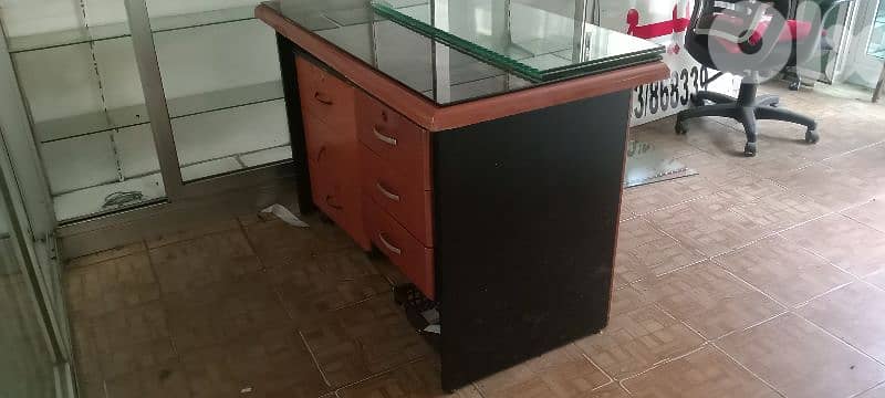 مكتب مستعمل 2