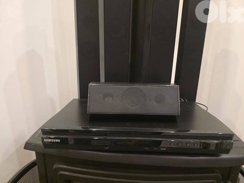dvd player + full sound system 1