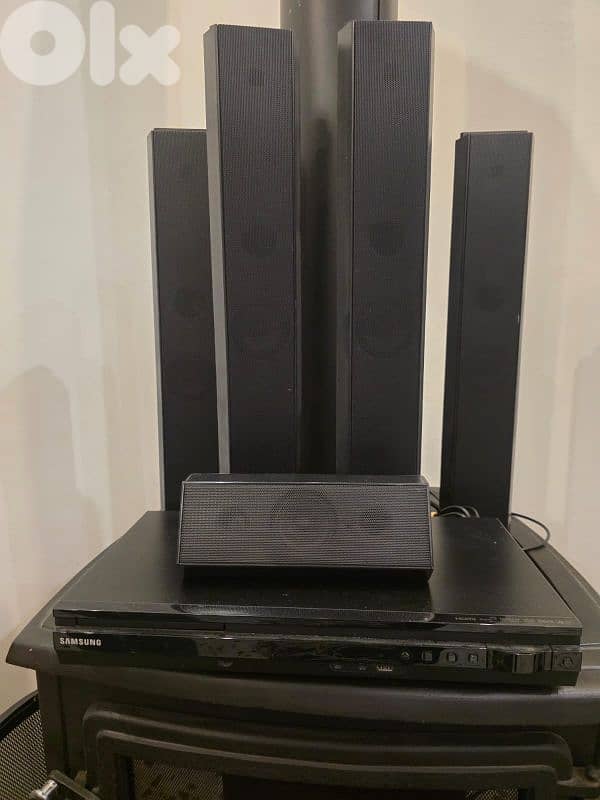 dvd player + full sound system 2