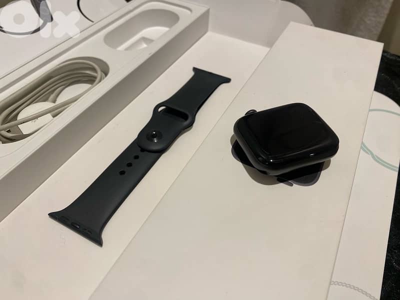 Apple watch series 5 1