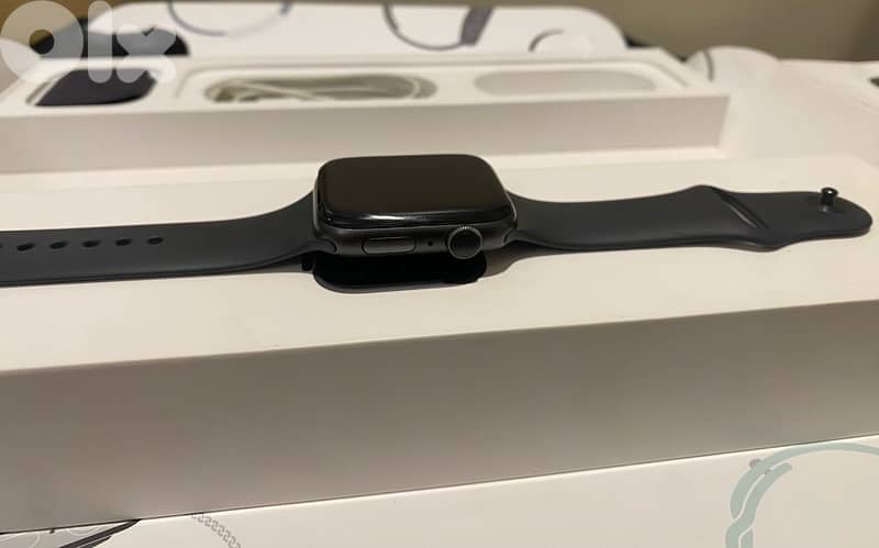 Apple watch series 5 4