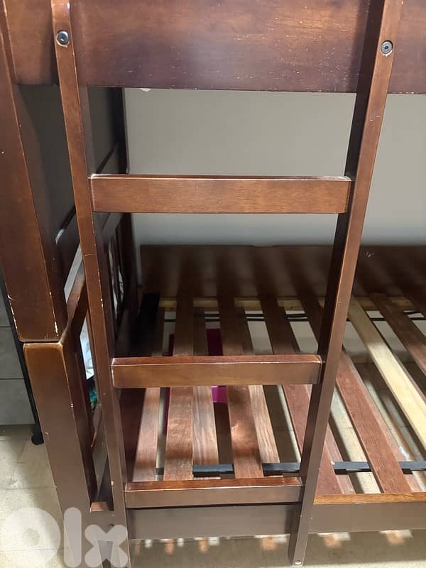 تختين فوق بعض مع تخت ثالث جرار بدون فرش 2