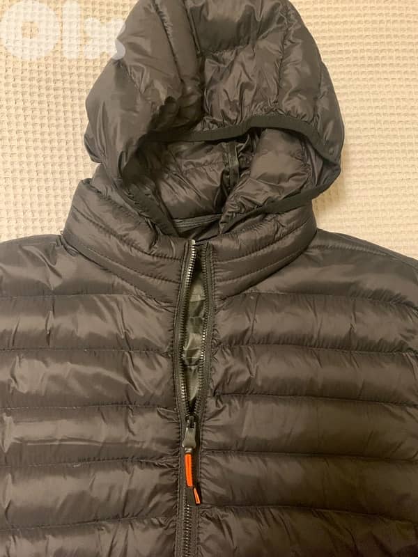 black puffer jacket 4