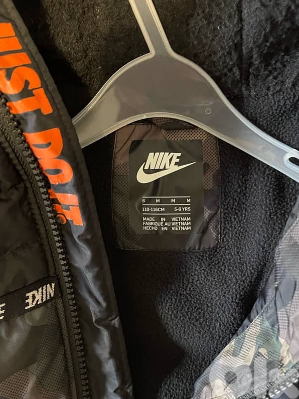 Nike jackets 5-6 years 2