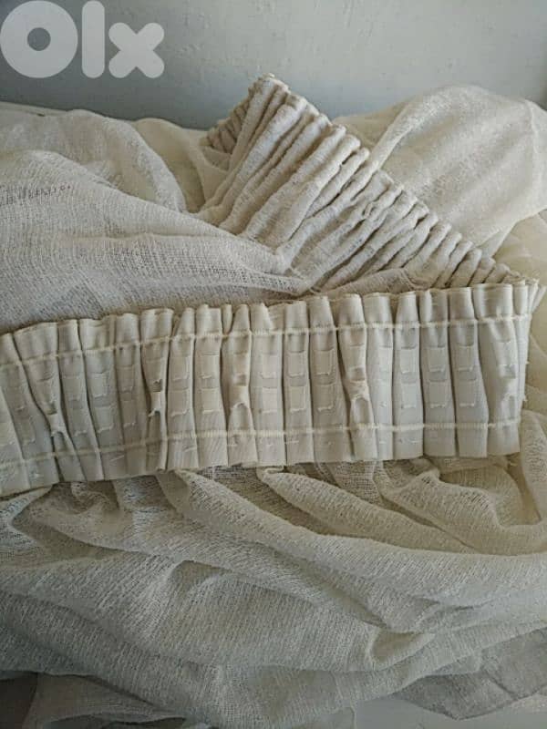 6 white curtains (Textile made in France) - Not Negotiable 3
