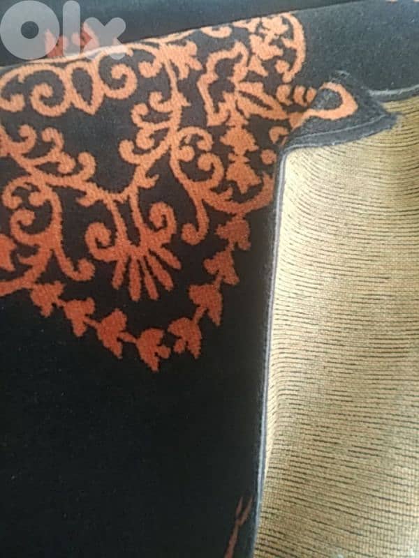 Thin twin carpets - Not Negotiable 4