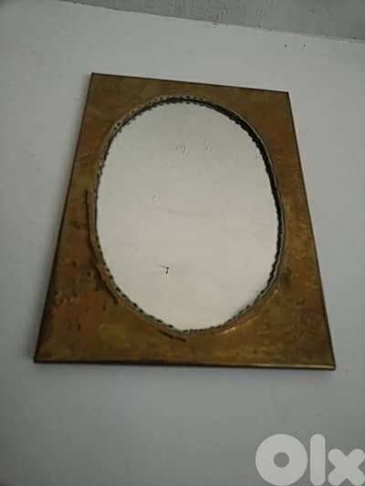 Vintage frame mirror + changer - Not Negotiable