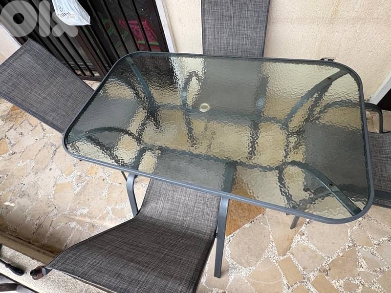 outdoor Table and chairs 1