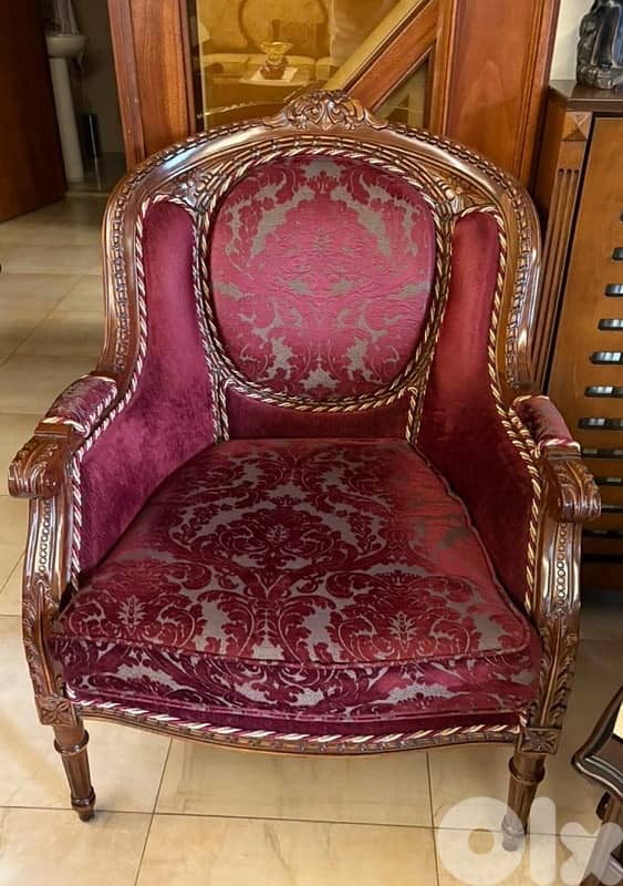 Big couch + 2 arm chair 1