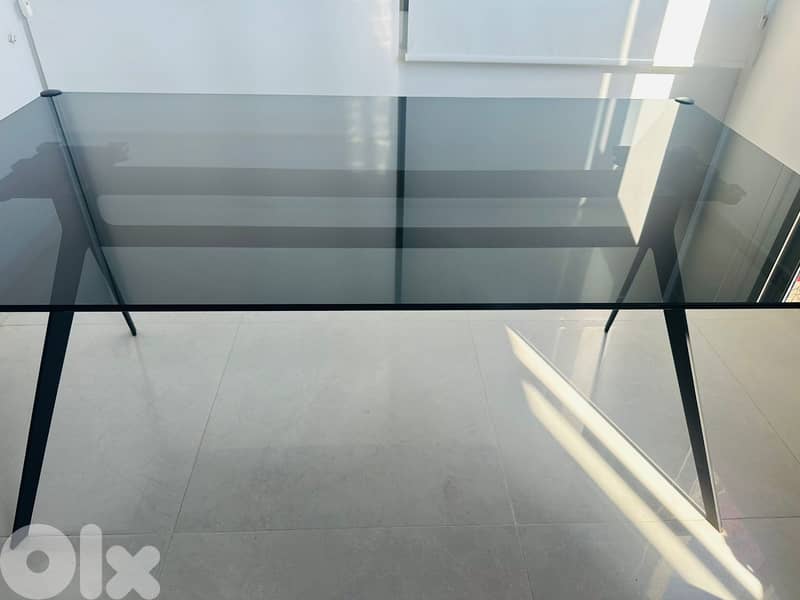 Black glass dining table 3