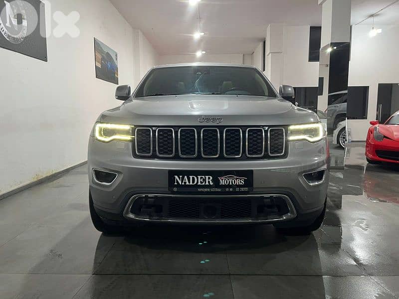 Jeep Grand Cherokee 2017 V6 Limited Plus Clean Carfax Fully loaded 0