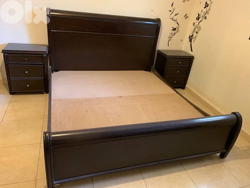 غرفة نوم للبيع 0