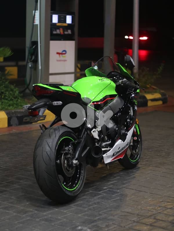Kawasaki ZX-10R 2022 5