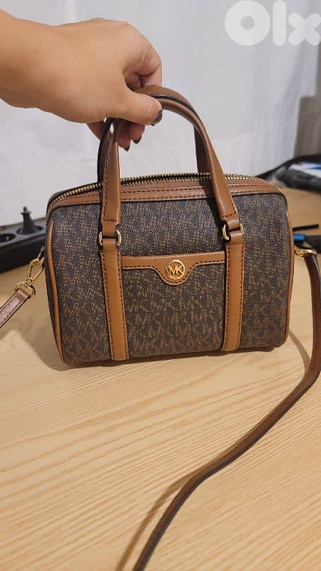 Michael Kors Travel Small Duffle bag - used - like new 1