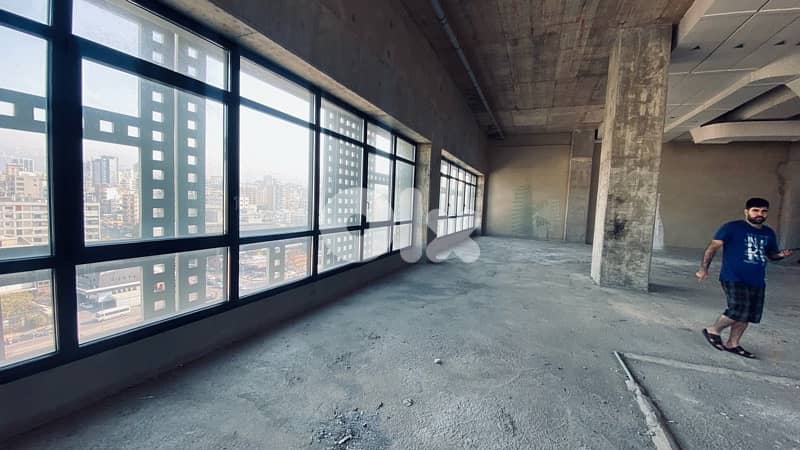 High ceiling office open space Gym pilates wellness fashion designer 0