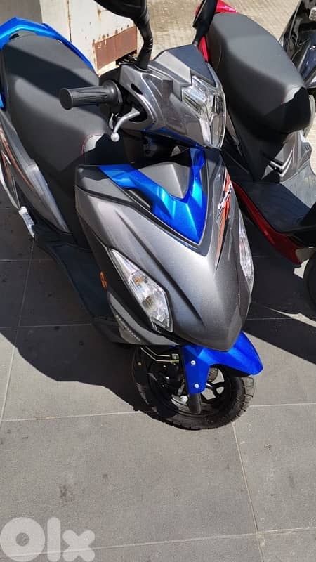 موتو ‏هوجي  نظيفة  موتير نظيف  ماشية بس 23,000 km 0