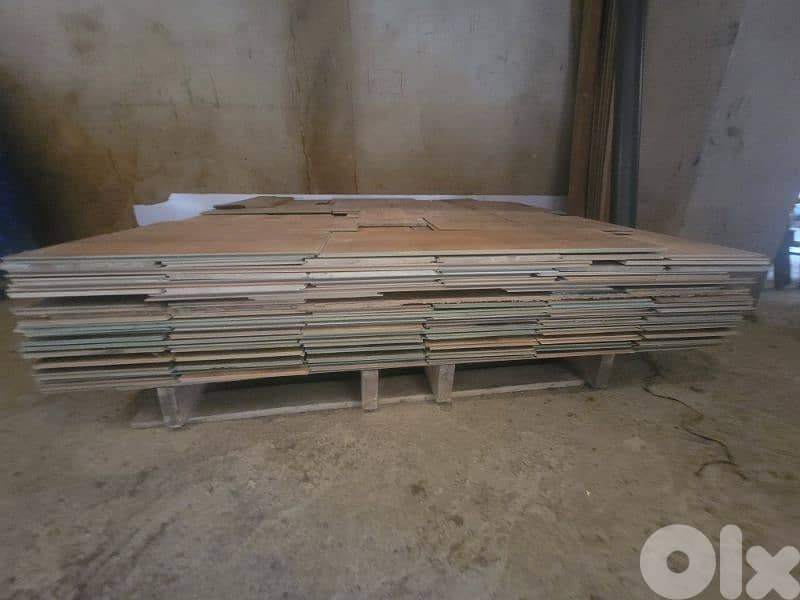 باركي parket مستعمل للبيع 0