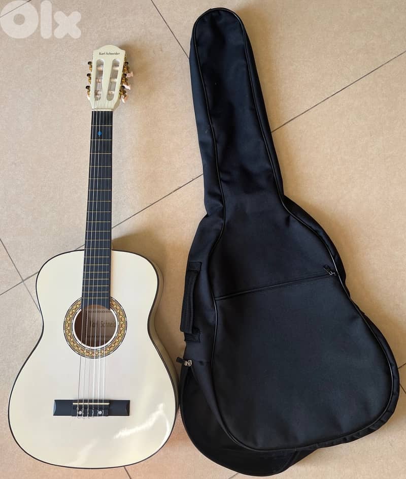 Guitare classique Karl Schneider 0