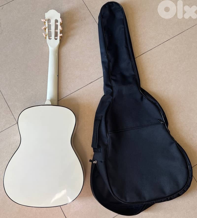 Guitare classique Karl Schneider 1