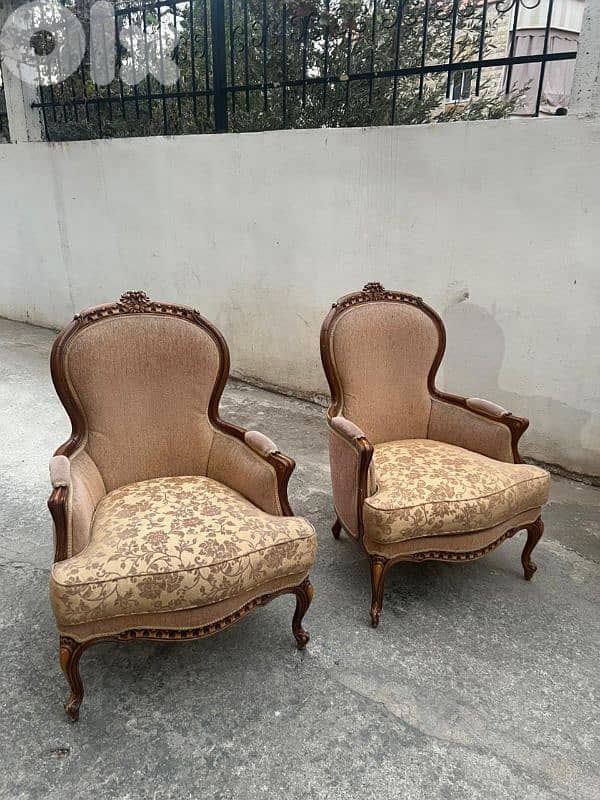 طقم كنبايات حفر خشب زان خمس قطع وطاولة 5