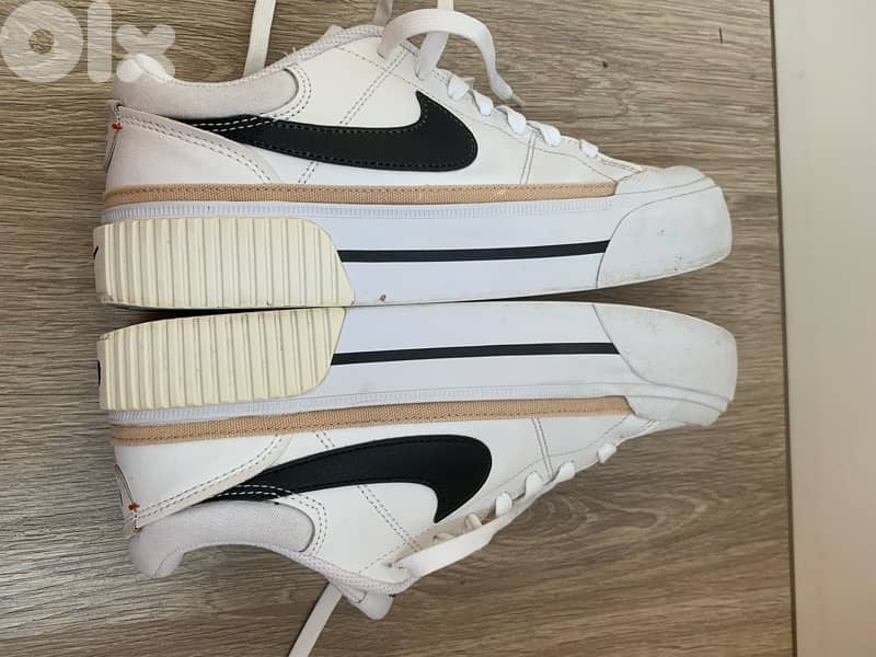 Nike Court Legacy Lift authentic 1