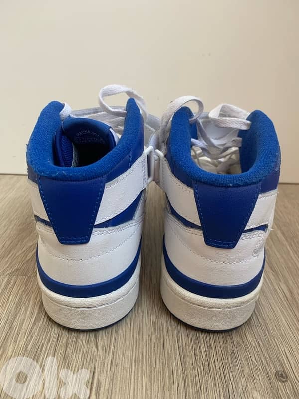 Adidas High top sneakers authentic 1