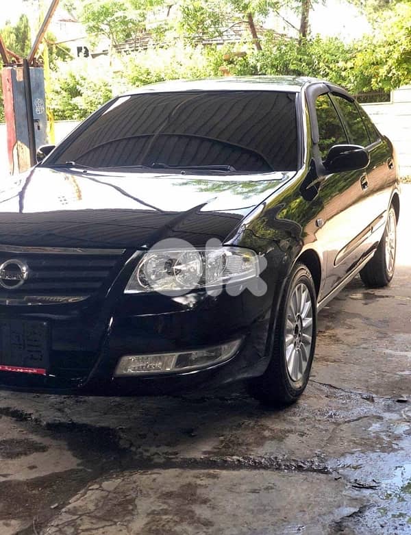 Nissan Sunny 2011 0