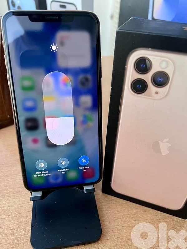 iPhones (Used, Not Refurbished) 6