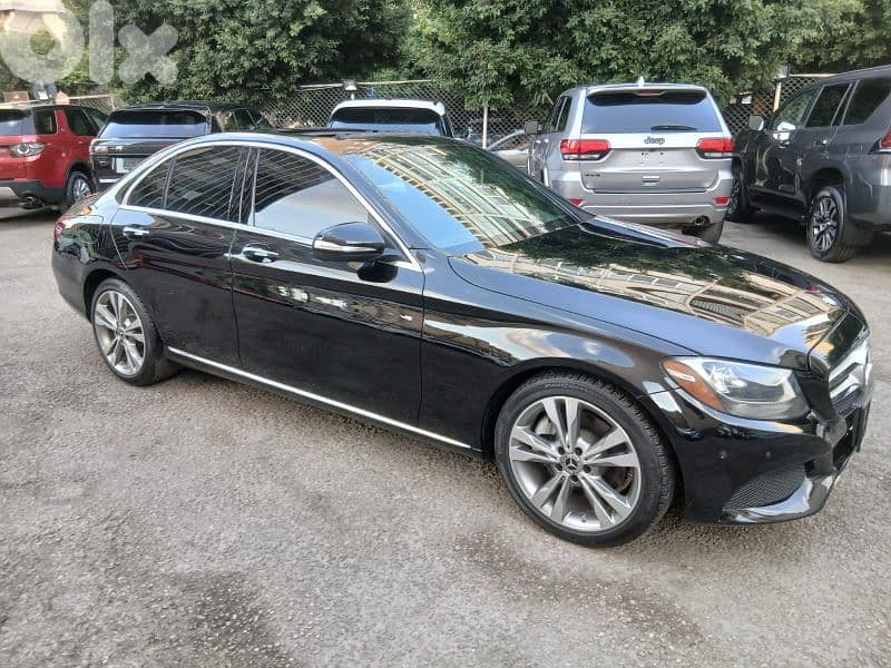 Mercedes-Benz  C300 2018  43000 Miles very clean 0