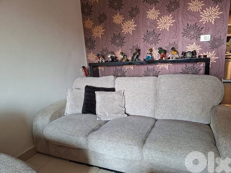 sofas & tv unit 2