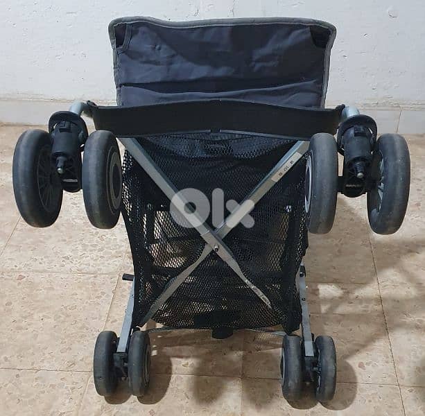 Stroller Maclaren like new used little 80$  beyrout ashrafiye 03723895 14