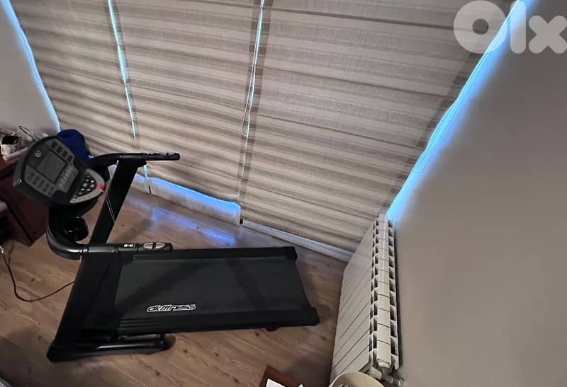 DKFitness Motorised Treadmill – Folding Home Use 0