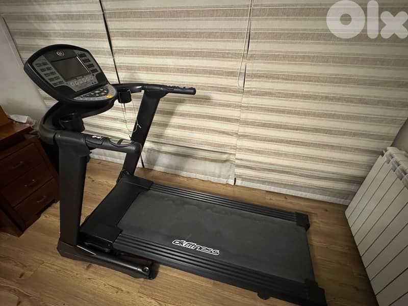 DKFitness Motorised Treadmill – Folding Home Use 11