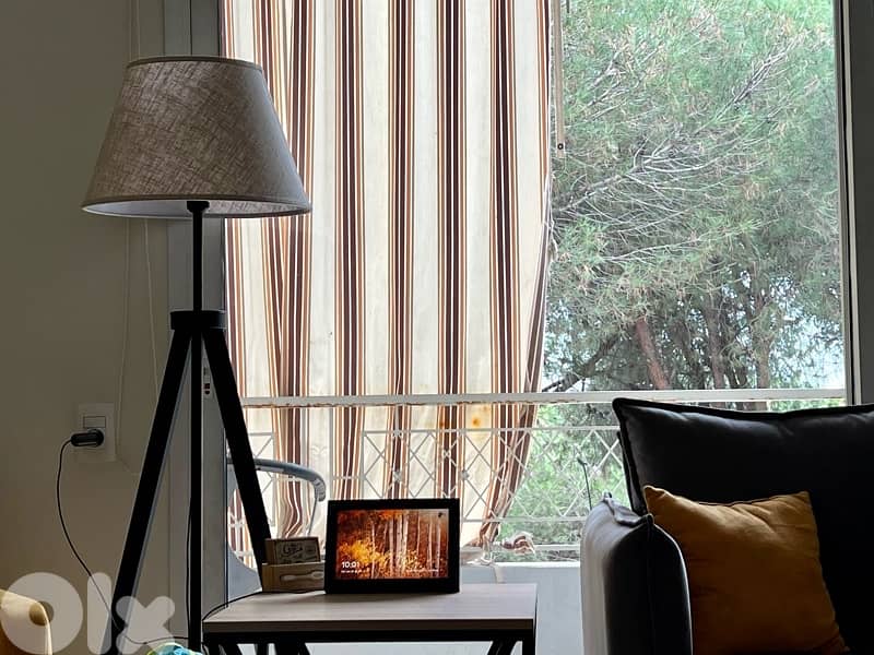 Almost new living room for sale 3