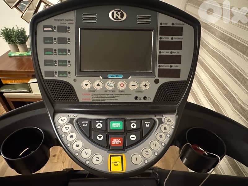 DKFitness Motorised Treadmill – Folding Home Use 9