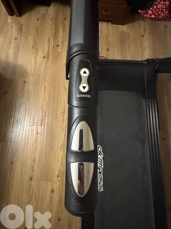 DKFitness Motorised Treadmill – Folding Home Use 10