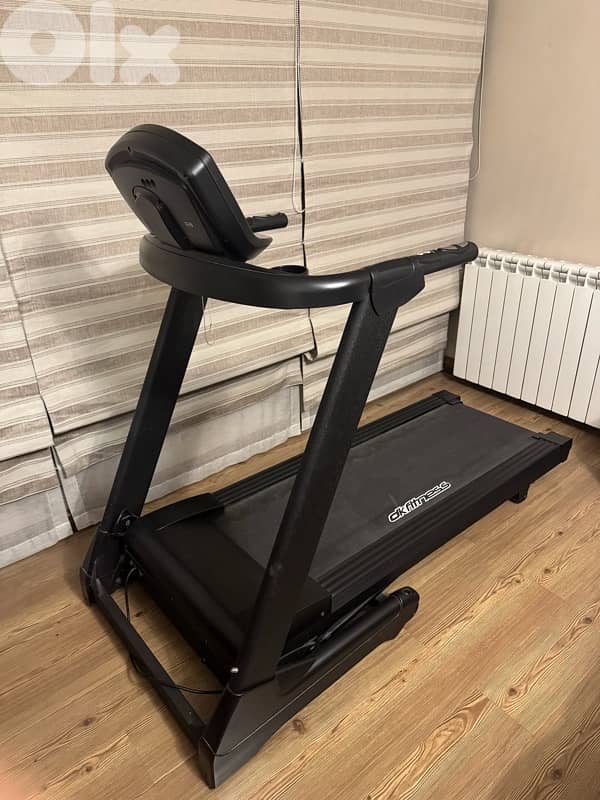 DKFitness Motorised Treadmill – Folding Home Use 11
