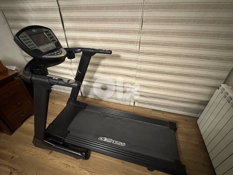 DKFitness Motorised Treadmill – Folding Home Use 12