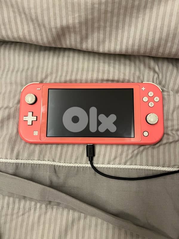 Nintendo Switch Lite + Pokemon Scarlet 0