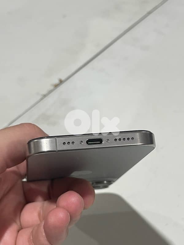 iphone 15 pro 512GB 4