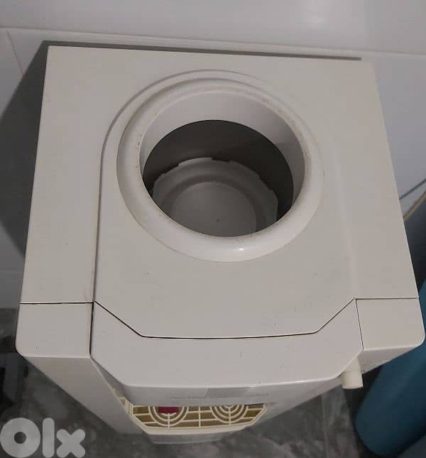 Water Dispenser 2
